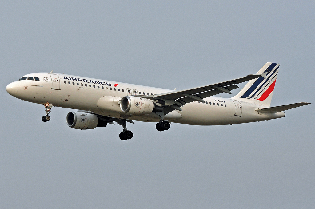 F-GJVW · Airbus A320-211 · (CPH / EKCH)