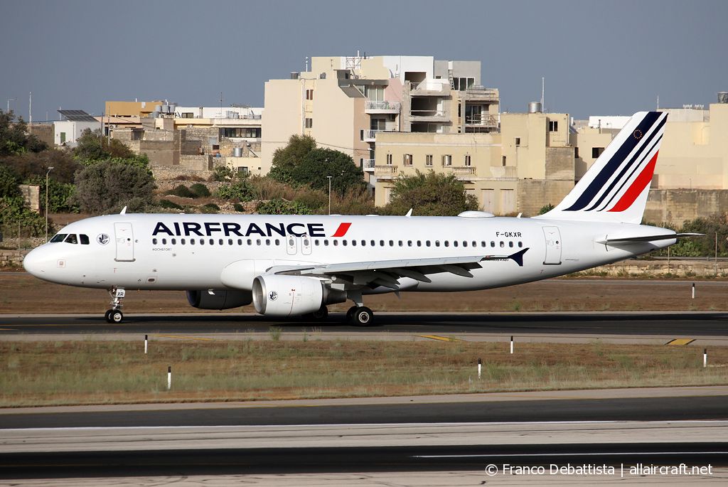 F-GKXR (3795) 2009 Airbus A320-214