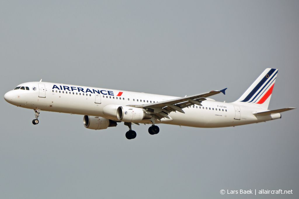 F-GTAH · Airbus A321-211 · (CPH / EKCH)