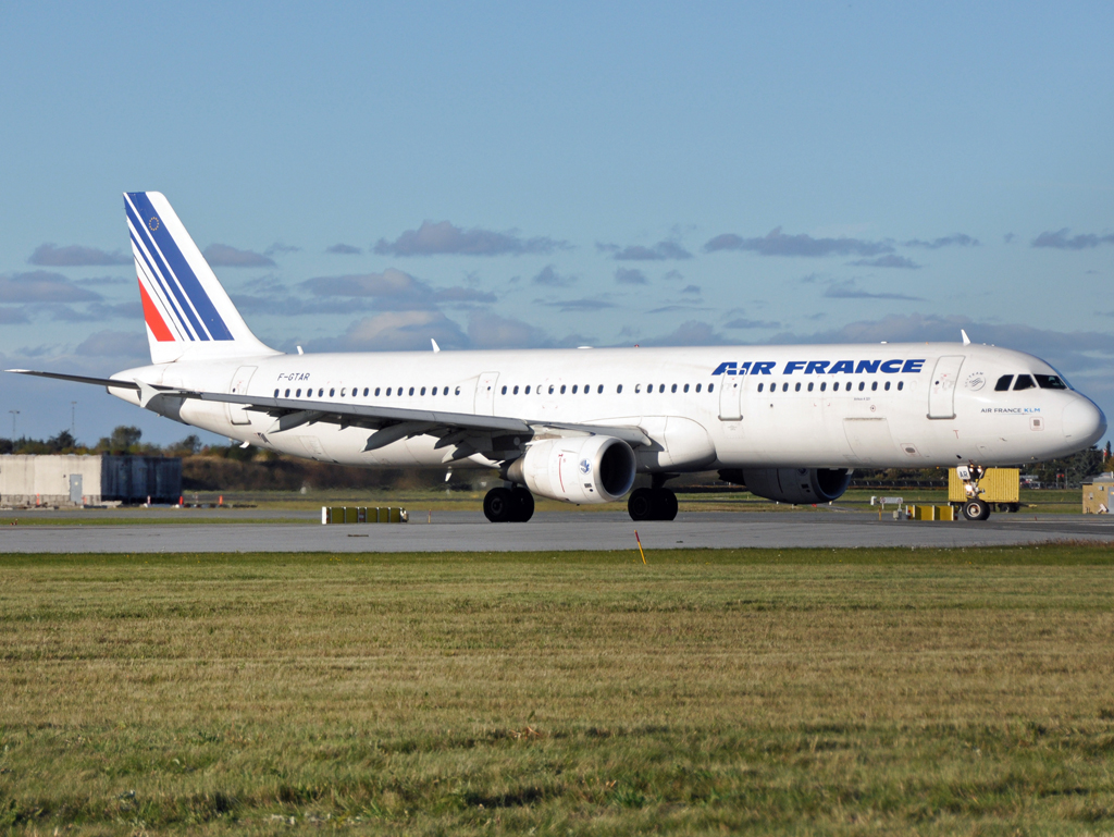F-GTAR · Airbus A321-212 · (CPH / EKCH)