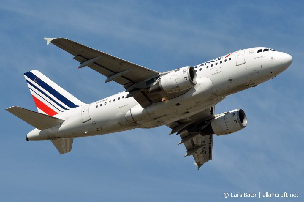 F-GUGB · Airbus A318-111 · (CPH / EKCH)