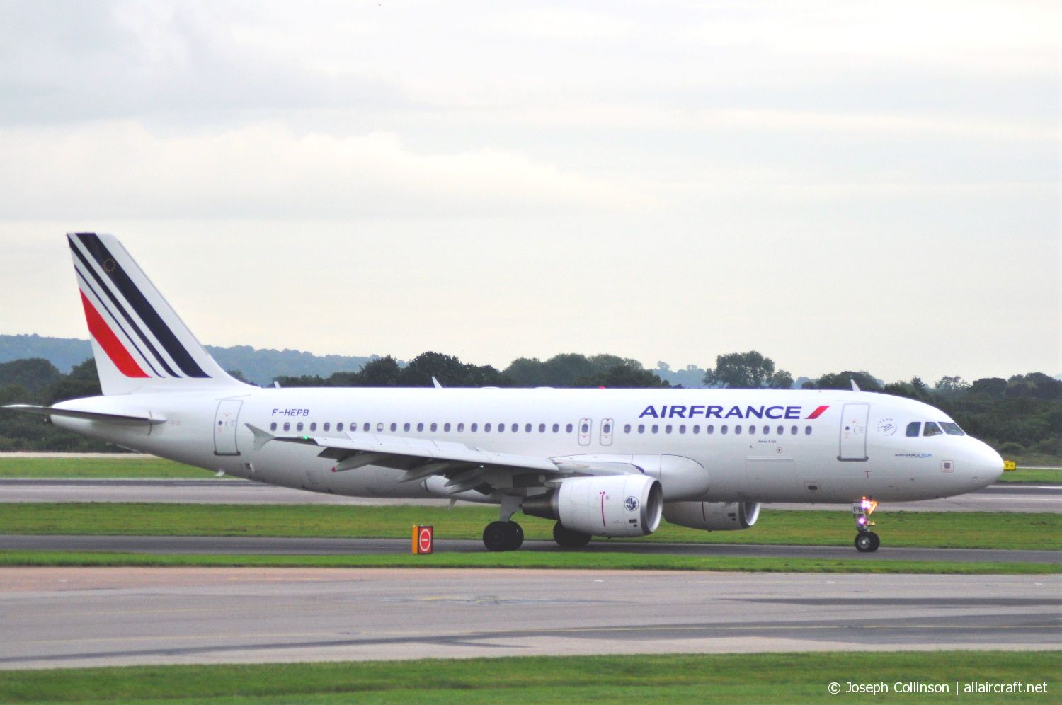 F-HEPB (4241) 2010 Airbus A320-214