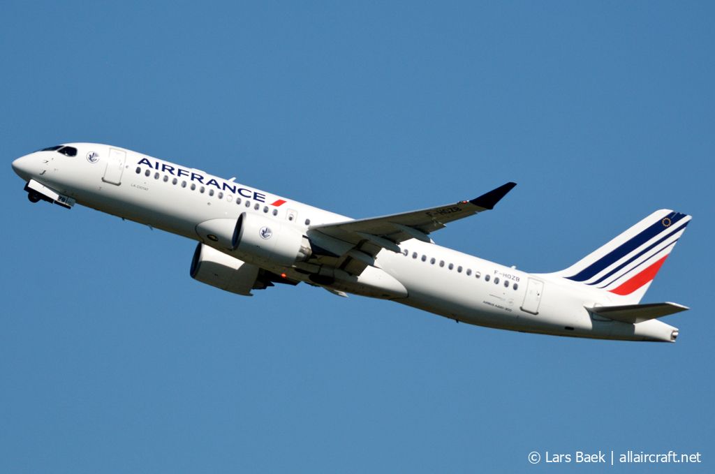 F-HOZB · Airbus A220-300 · (CPH / EKCH)