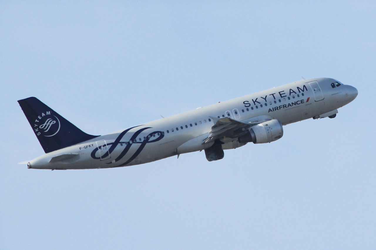 F-GFKY (285) 1991 Airbus A320-211