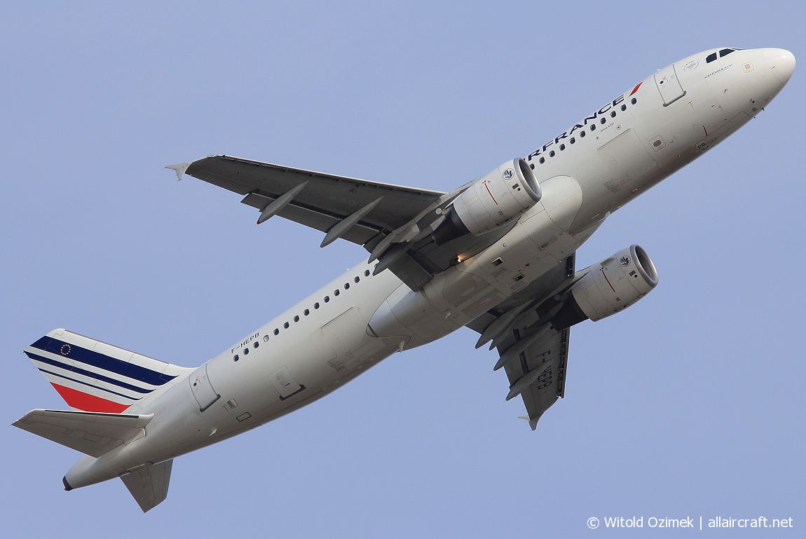 F-HEPB · Airbus A320-214 · (FCO / LIRF)