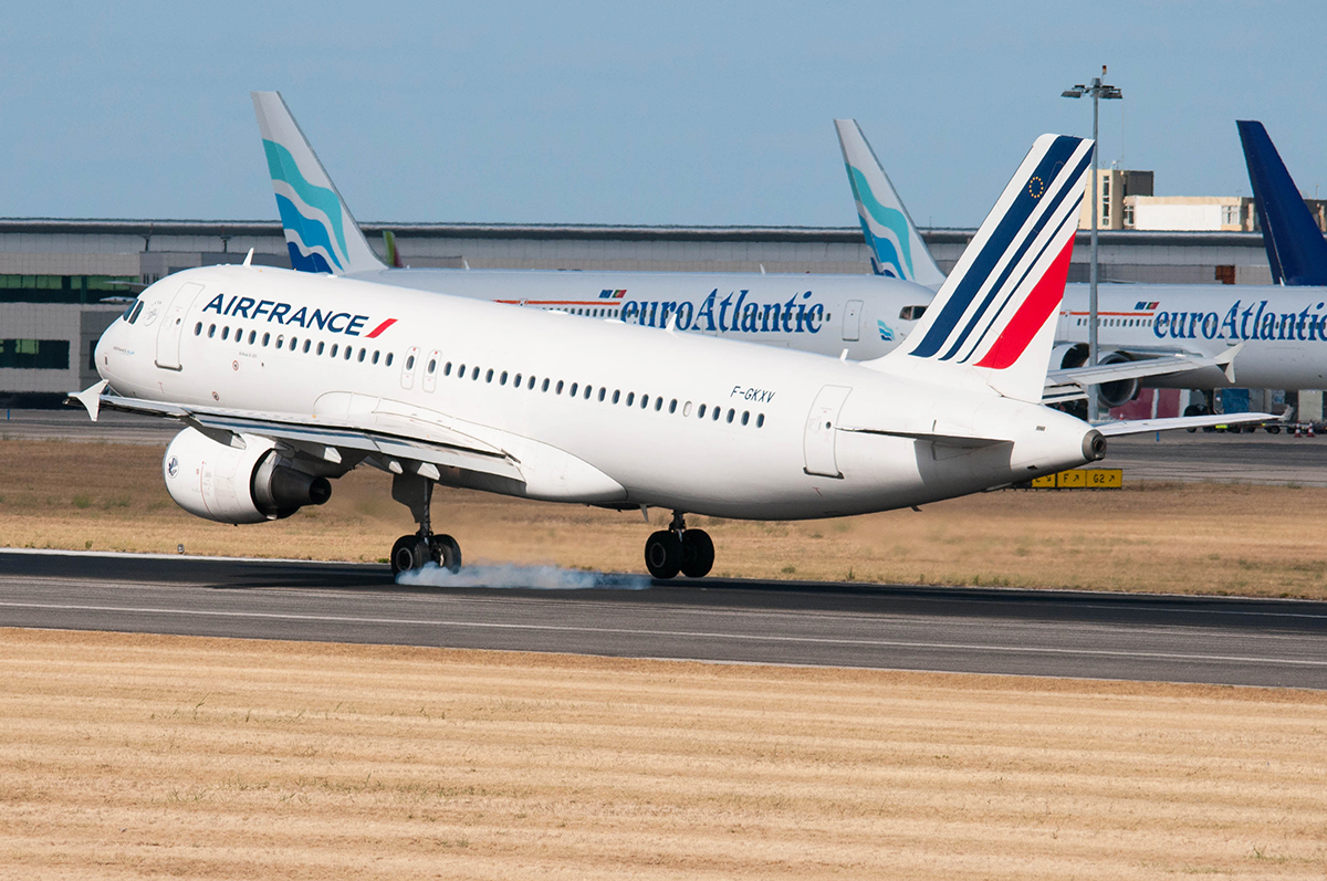 F-GKXV (4084) 2009 Airbus A320-214