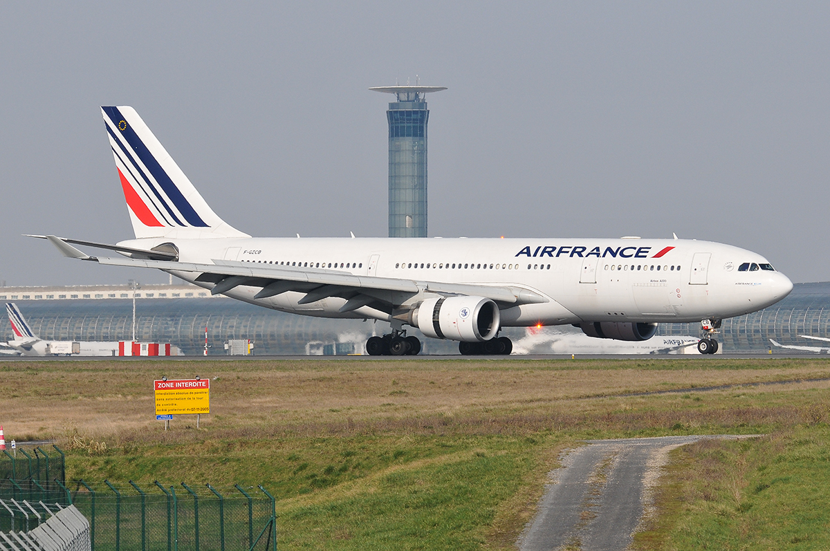 F-GZCB, (cn 443), Airbus A330-203