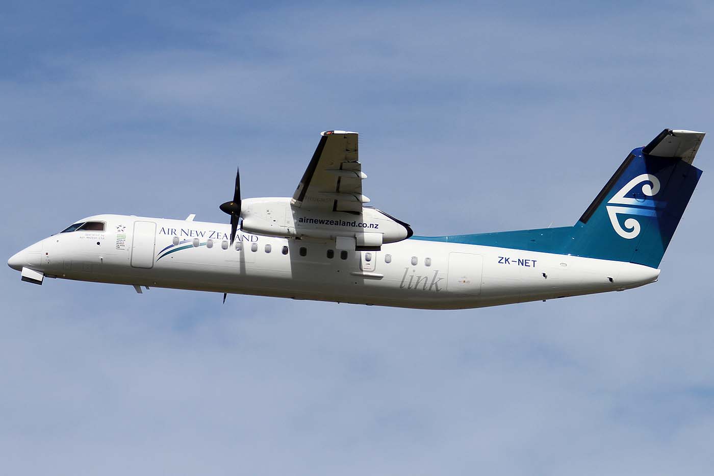 ZK-NET (cn 00642) Dash 8-Q311