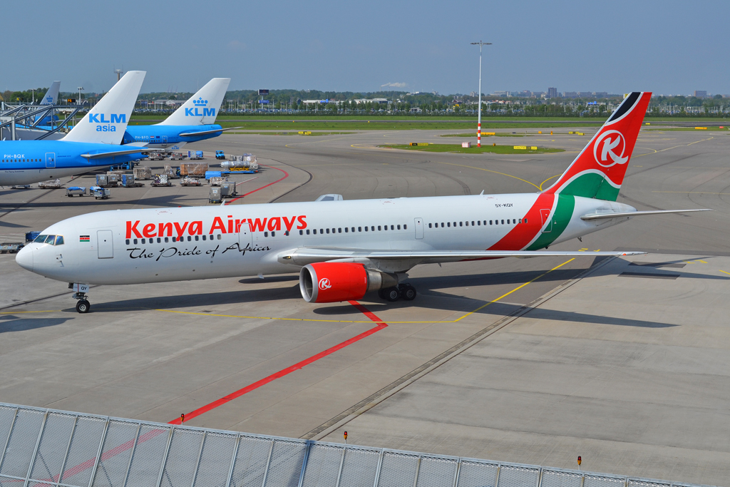 5Y-KQY (30841) 2001 Boeing 767-36N/ER