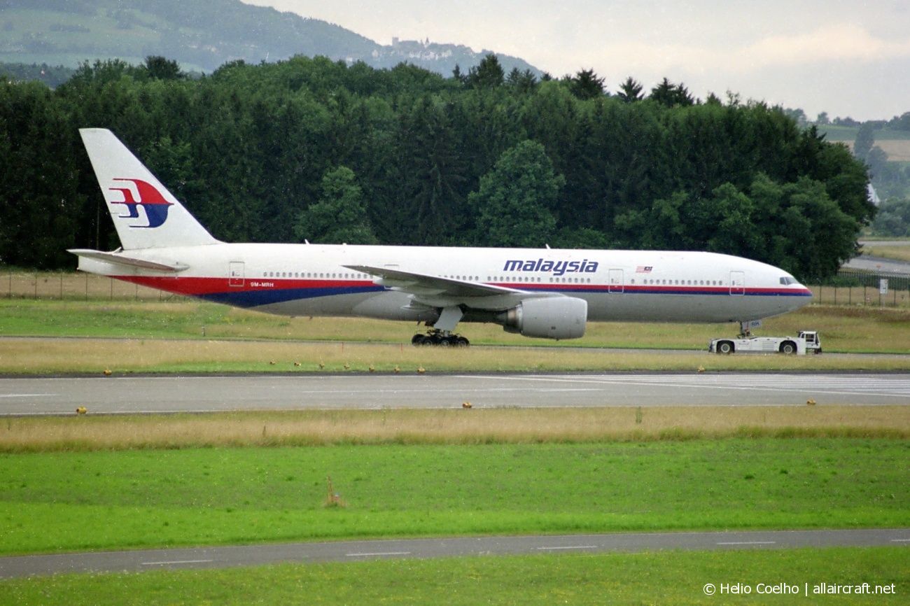 9M-MRH (28415) 1998 Boeing 777-2H6/ER