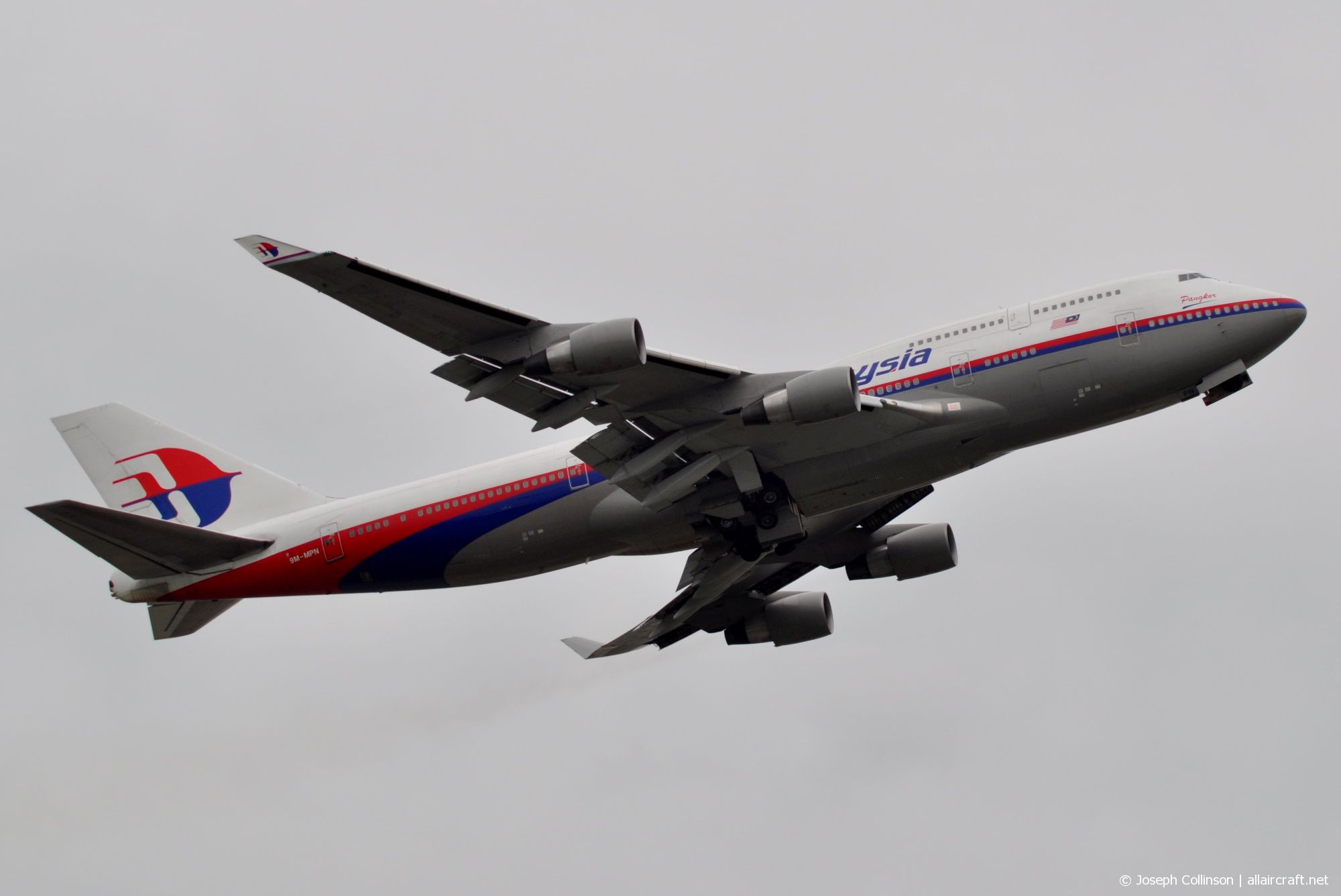 9M-MPN · Boeing 747-4H6 · (LHR / EGLL)