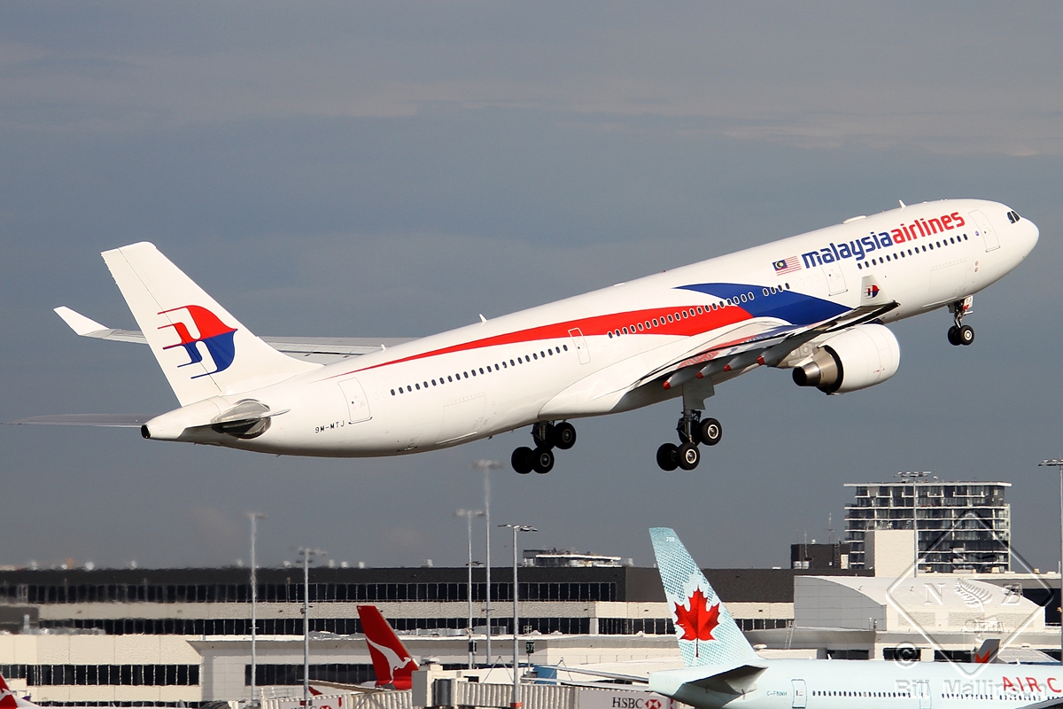 9M-MTJ · Airbus A330-323 · (SYD / YSSY)