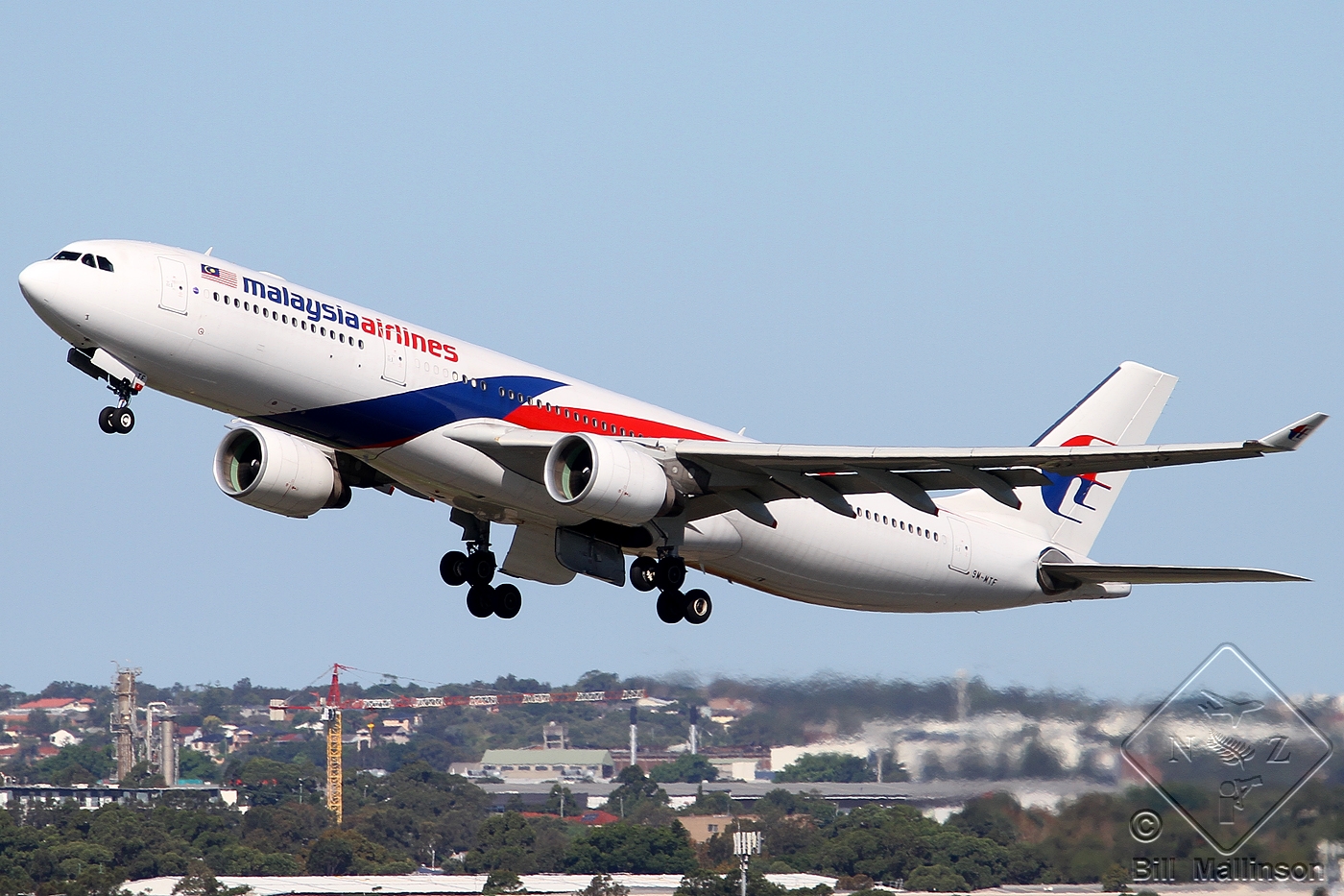 9M-MTF · Airbus A330-323 · (SYD / YSSY)