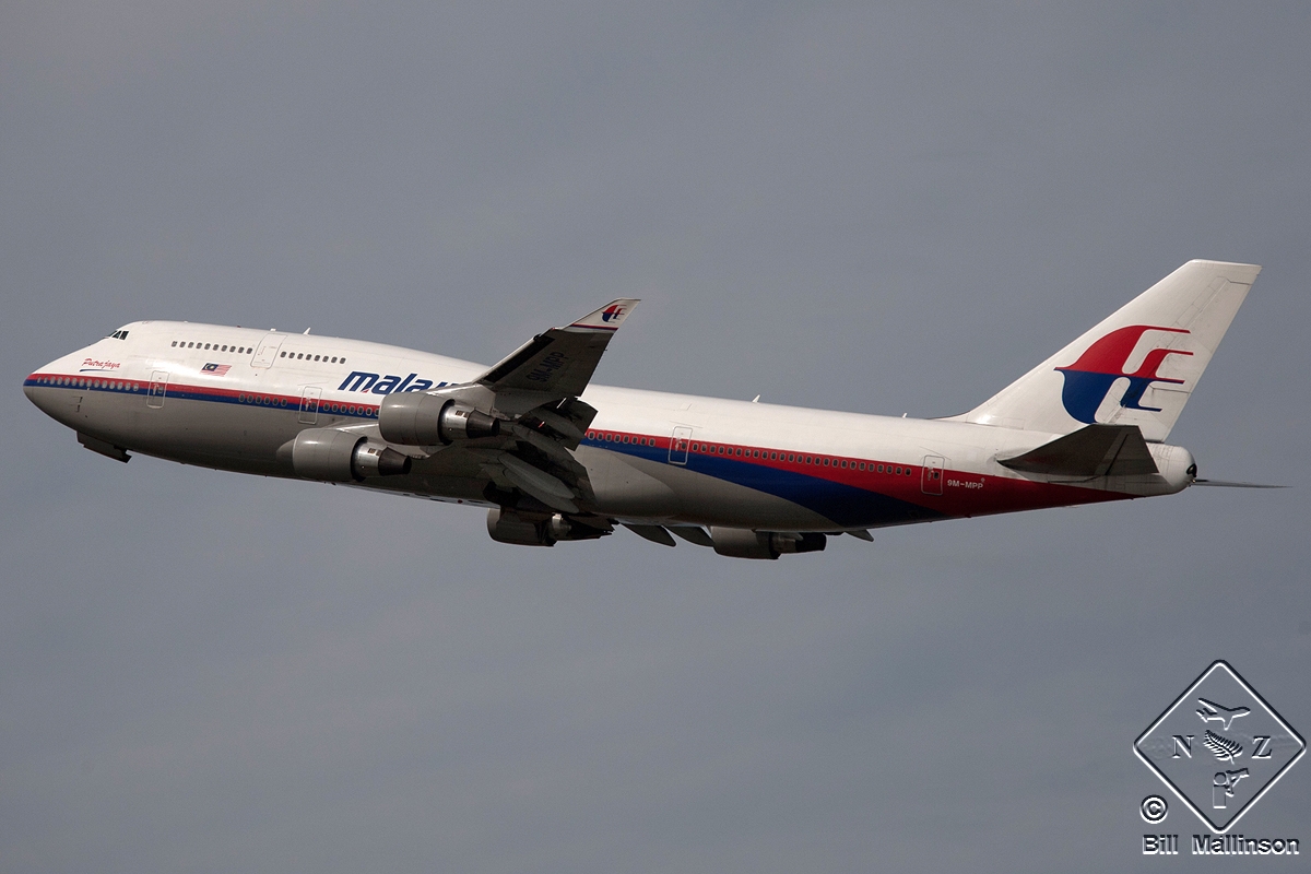 9M-MPP (29900) 2002 Boeing 747-4H6