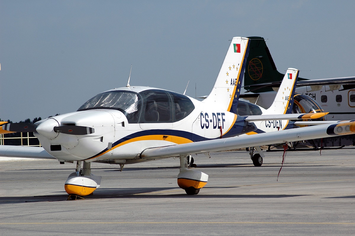CS-DEF (2066) 2000 Socata TB-200 Tobago XL GT
