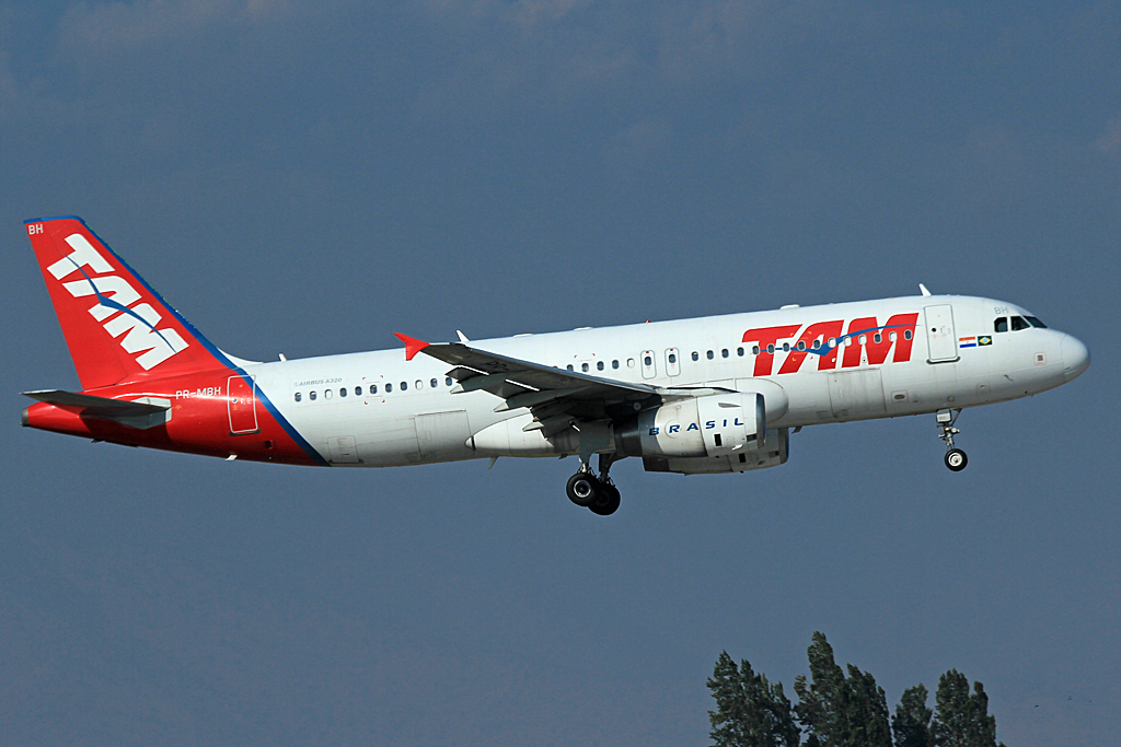 PR-MBH, (cn 2904), Airbus A320-232