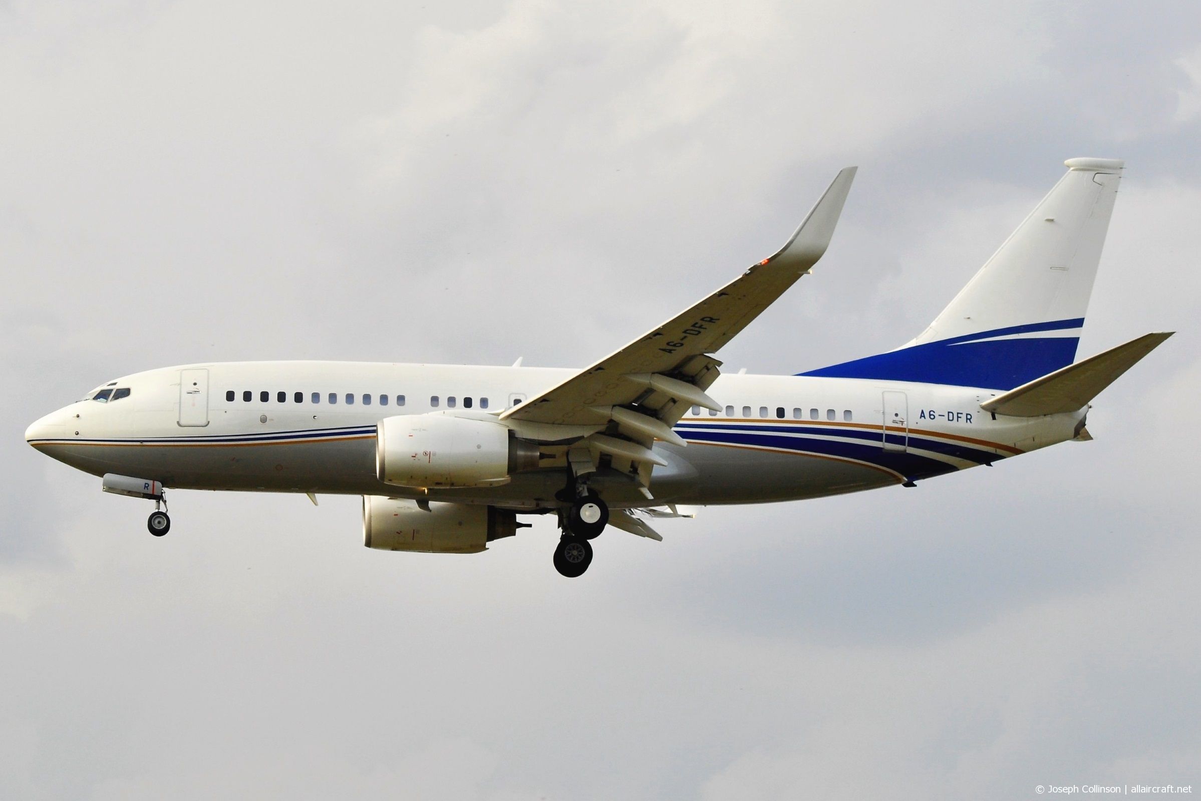 A6-DFR · Boeing 737-7BC(WL) BBJ · (LHR / EGLL)