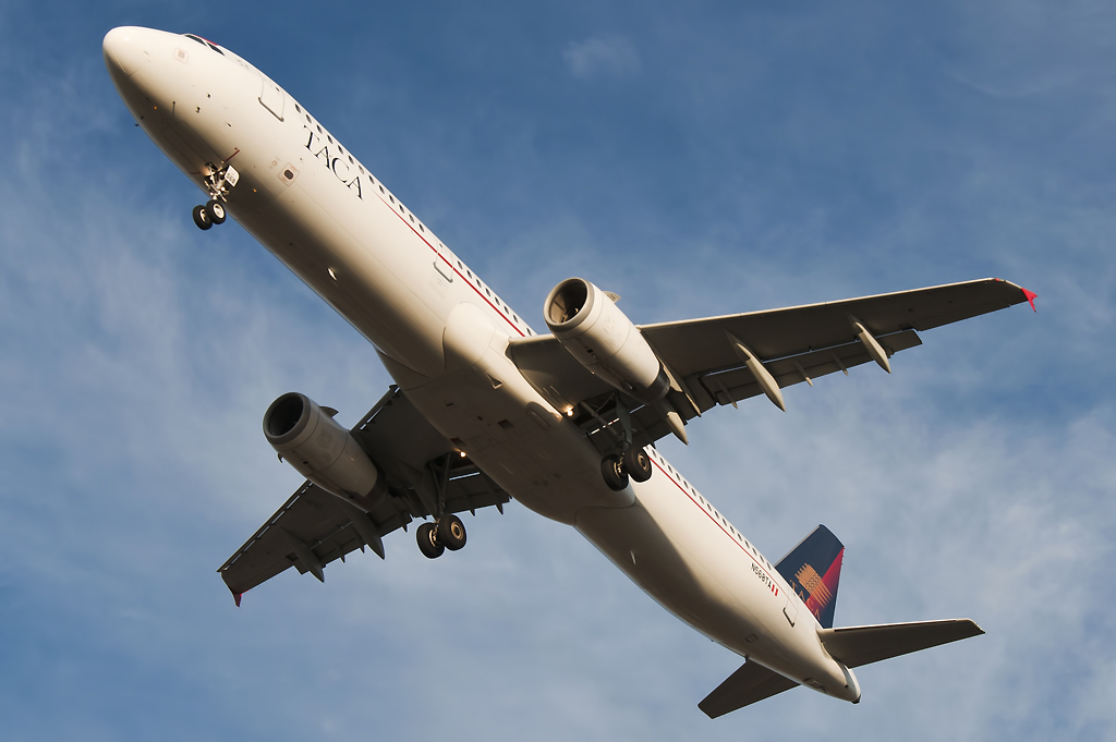 N568TA, (cn 2687), Airbus A321-231