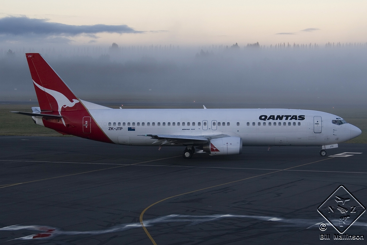 ZK-JTP · Boeing 737-476 · (CHC / NZCH)