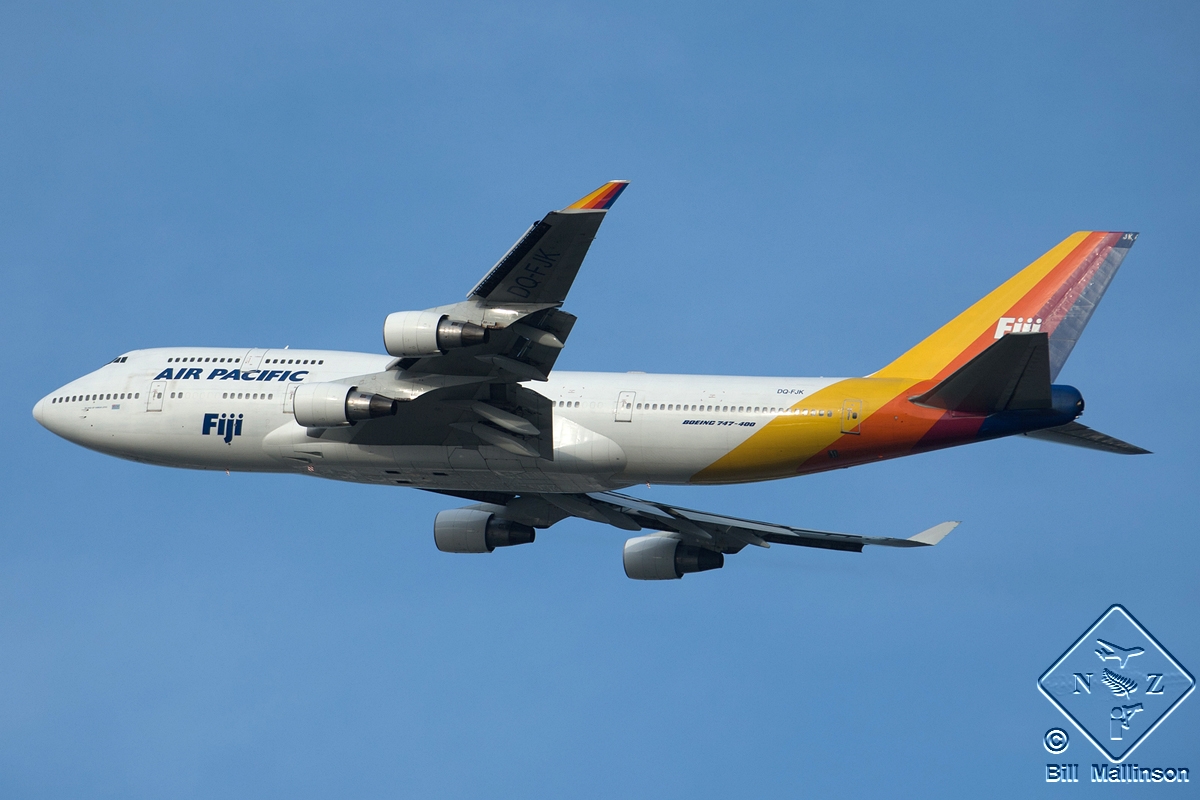 DQ-FJK · Boeing 747-412 · (SYD / YSSY)