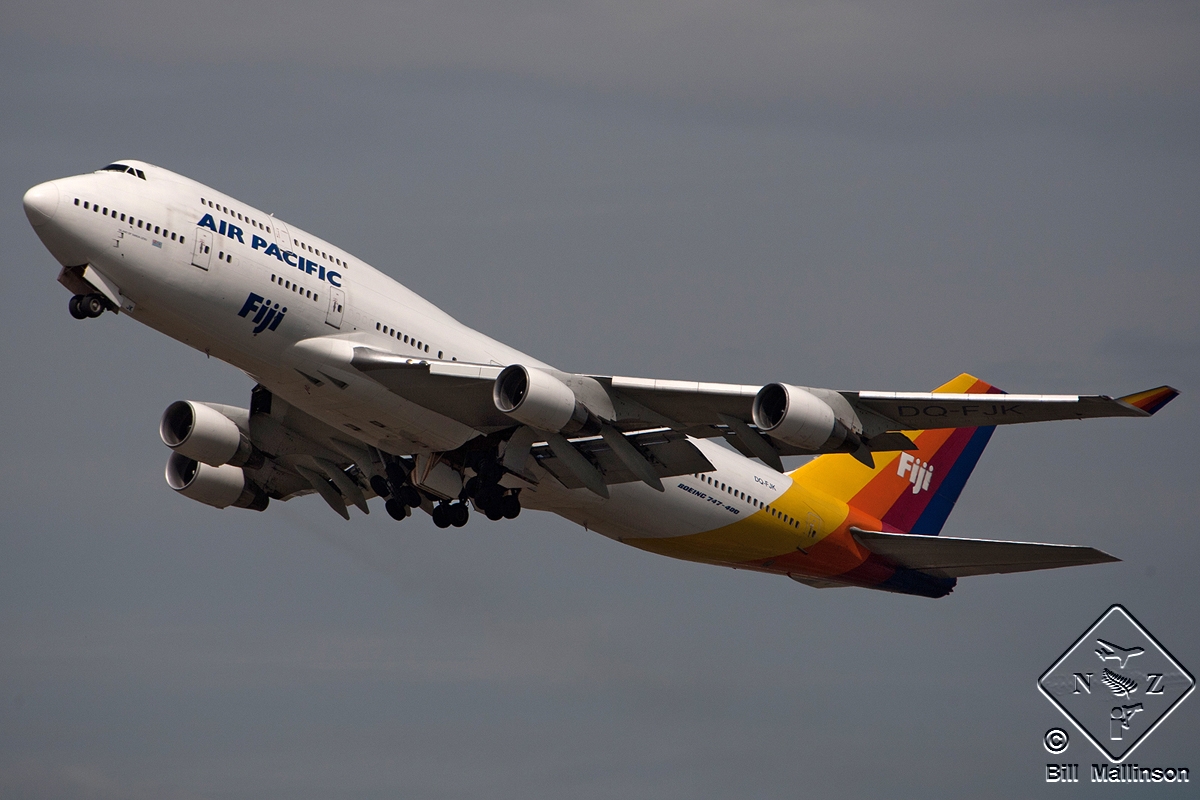 DQ-FJK (cn 24064) Boeing 747-412