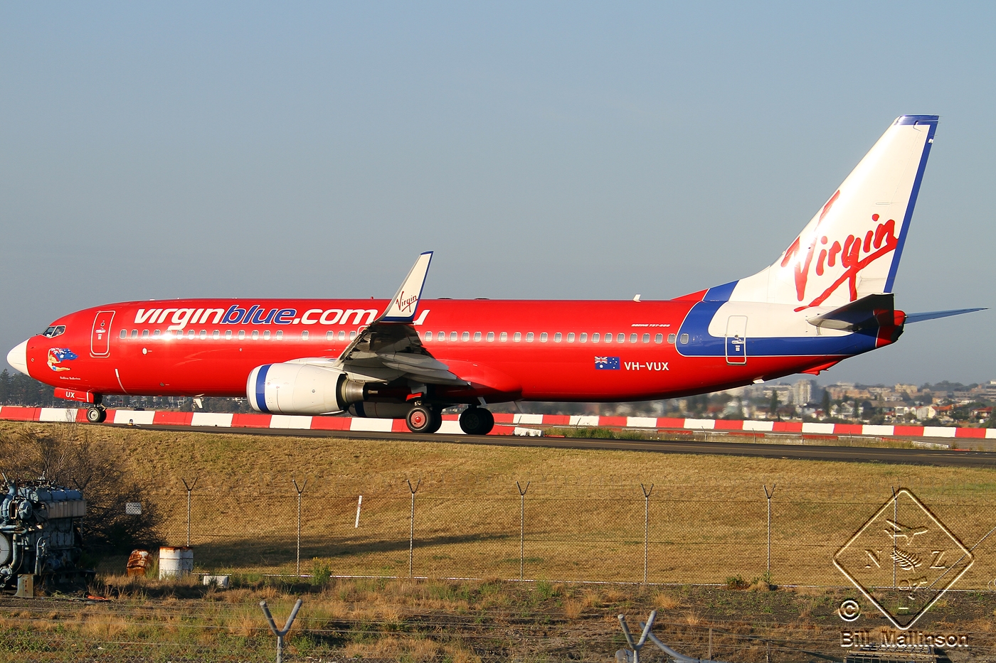 VH-VUX · Boeing 737-8FE(WL) · (SYD / YSSY)