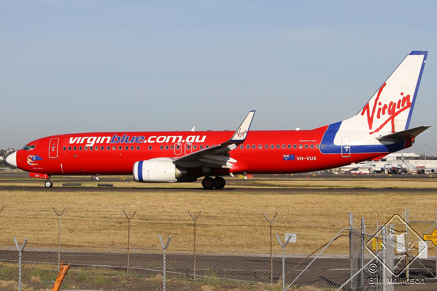 VH-VUX · Boeing 737-8FE(WL) · (SYD / YSSY)
