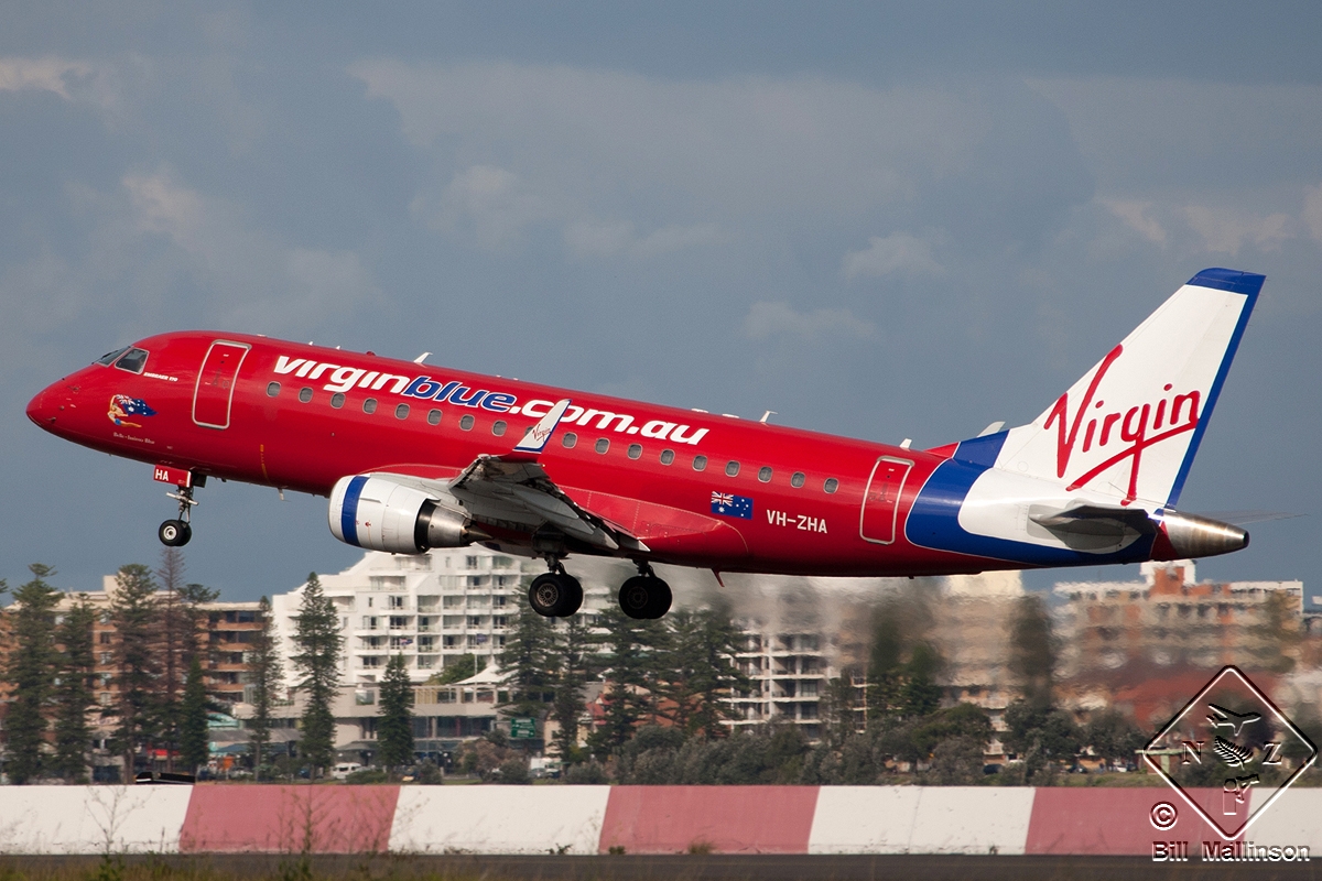 VH-ZHA · Embraer 170-100LR · (SYD / YSSY)