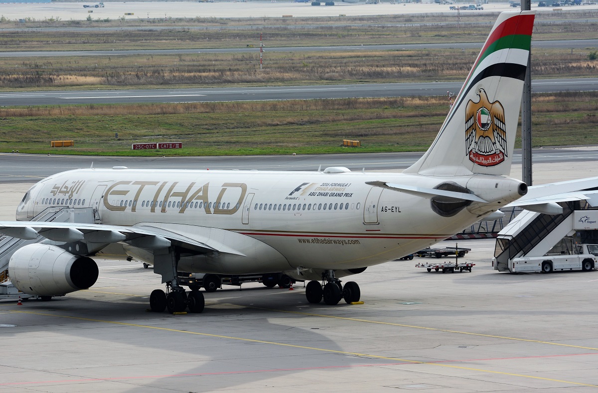 A6-EYL · Airbus A330-243 · (FRA / EDDF)