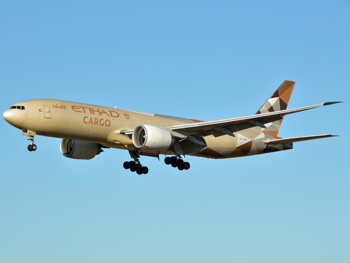 A6-DDD (62744) Boeing 777-FFX