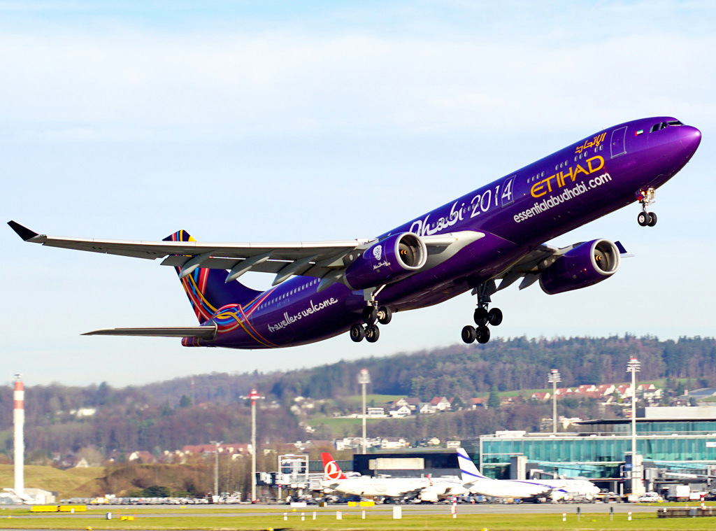 A6-AFA · Airbus A330-343 · (ZRH / LSZH)