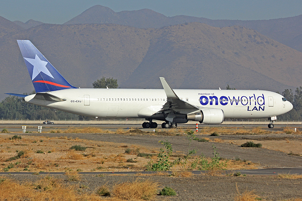 CC-CXJ (37801) 2009 Boeing 767-316 ER WL