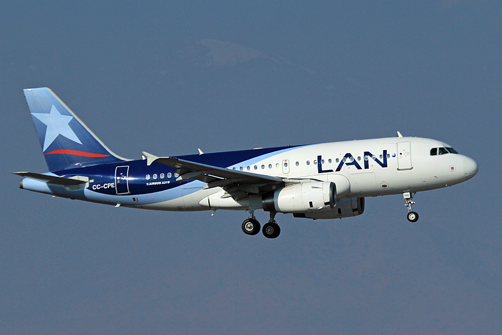 CC-CPE (2321) 2004 Airbus A319-132