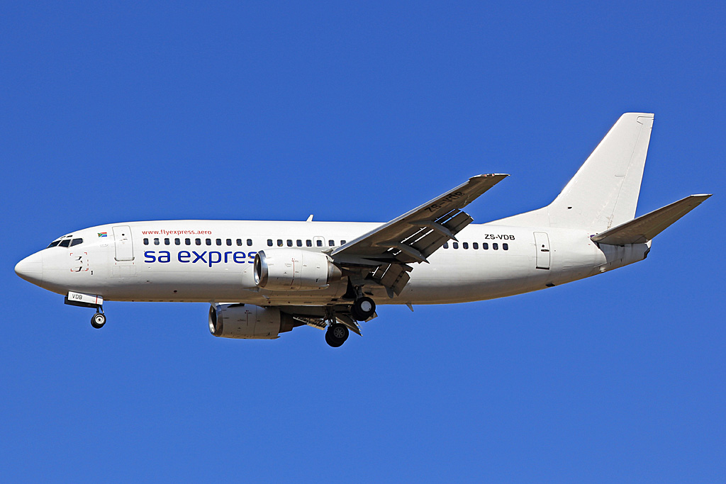 ZS-VDB · Boeing 737-31L · (JNB / FAJS)