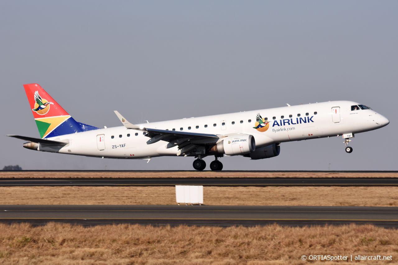 ZS-YAF (cn 19000220) Embraer 190-100IGW