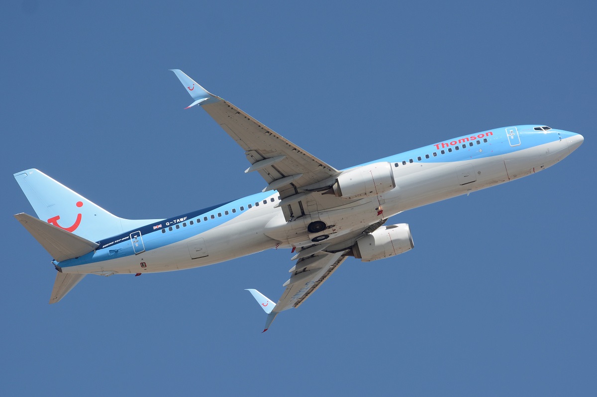 G-TAWF · Boeing 737-8K5(WL) · (IBZ / LEIB)