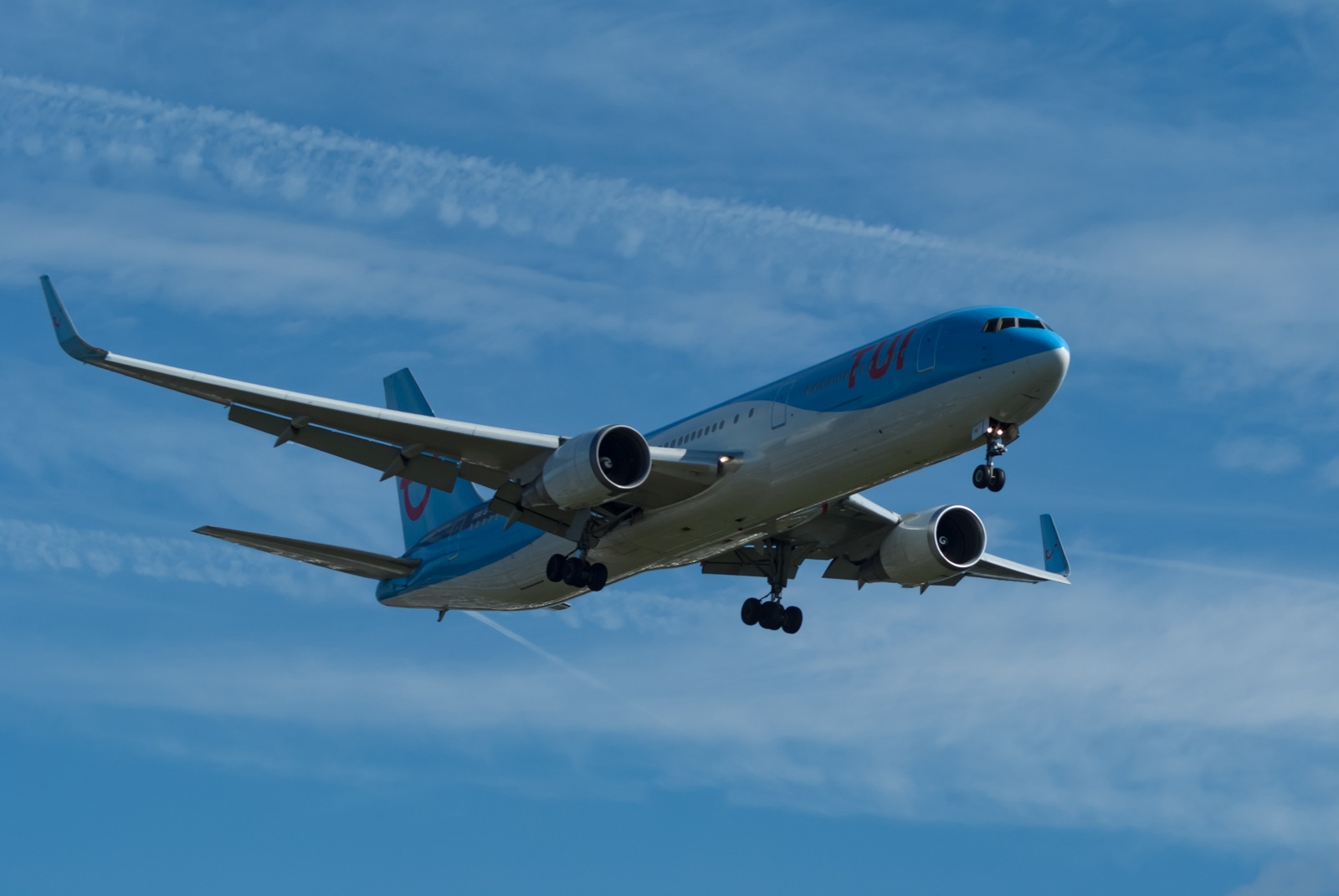 G-OBYE · Boeing 767-304/ER(WL) · (MAN / EGCC)