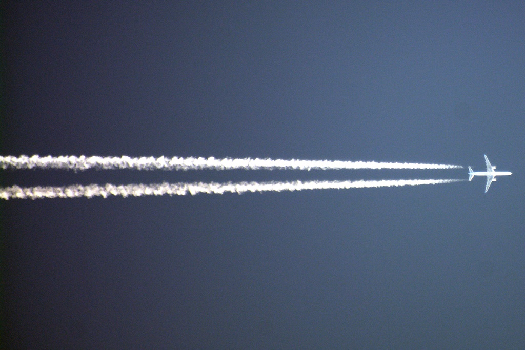 G-CPEU · Boeing 757-236(WL) · (FNC / LPMA)