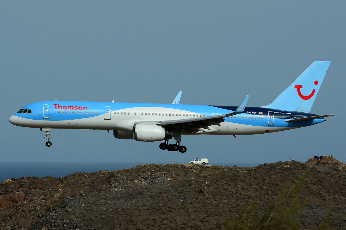 G-CPEV · Boeing 757-236(WL) · (LPA / GCLP)