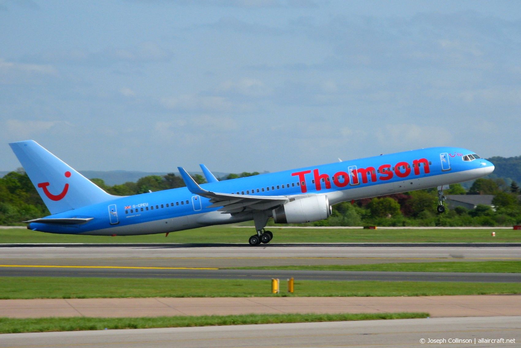 G-CPEU (029941) Boeing 757-236