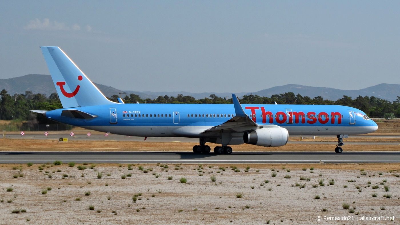 G-CPEV · Boeing 757-236(WL) · (FAO / LPFR)