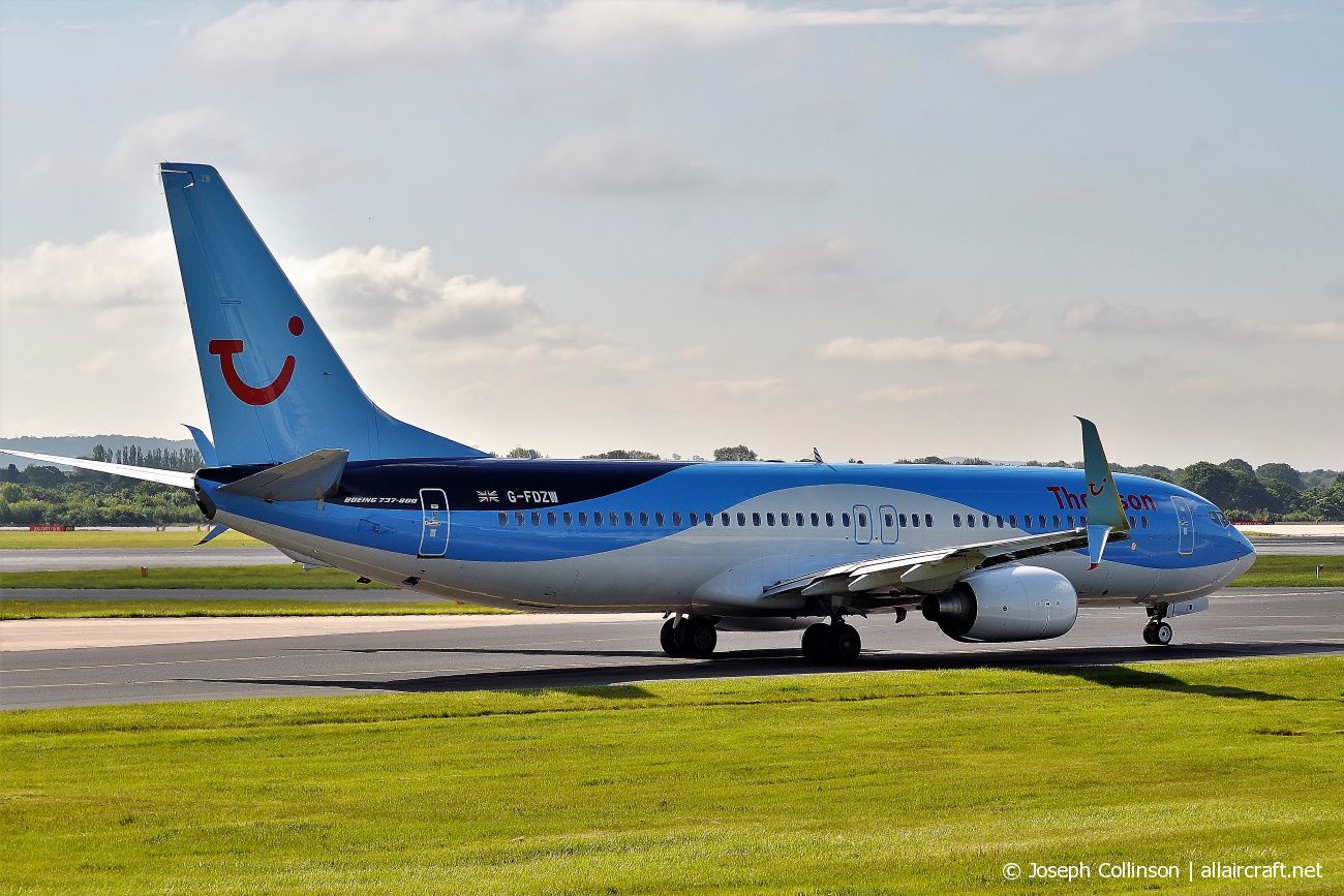 G-FDZW (37254) 2011 Boeing 737-8K5(WL)