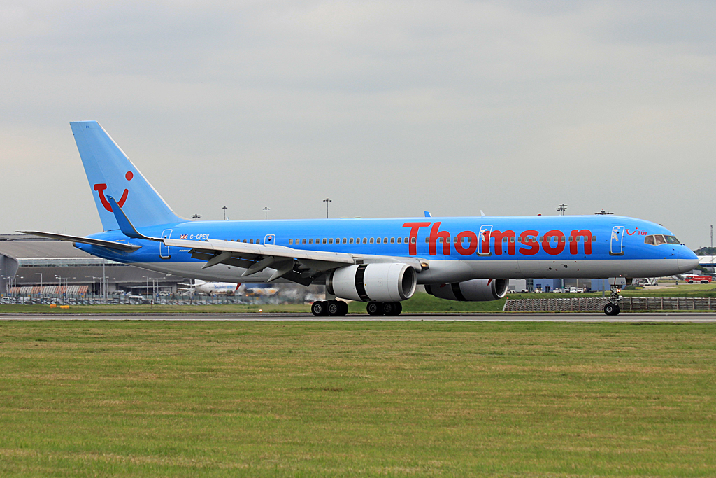 G-CPEV · Boeing 757-236(WL) · (LTN / EGGW)
