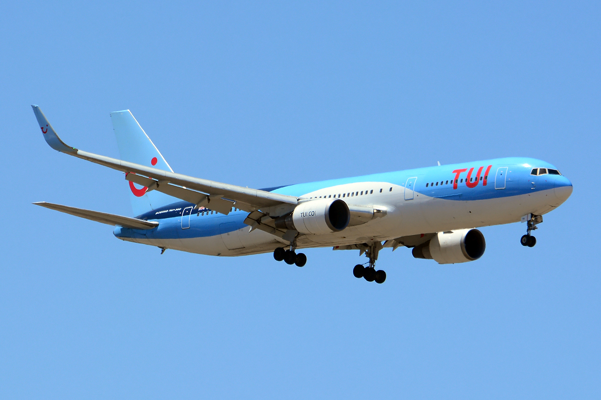 G-OBYH (28883) 1999 Boeing 767-304 ER WL