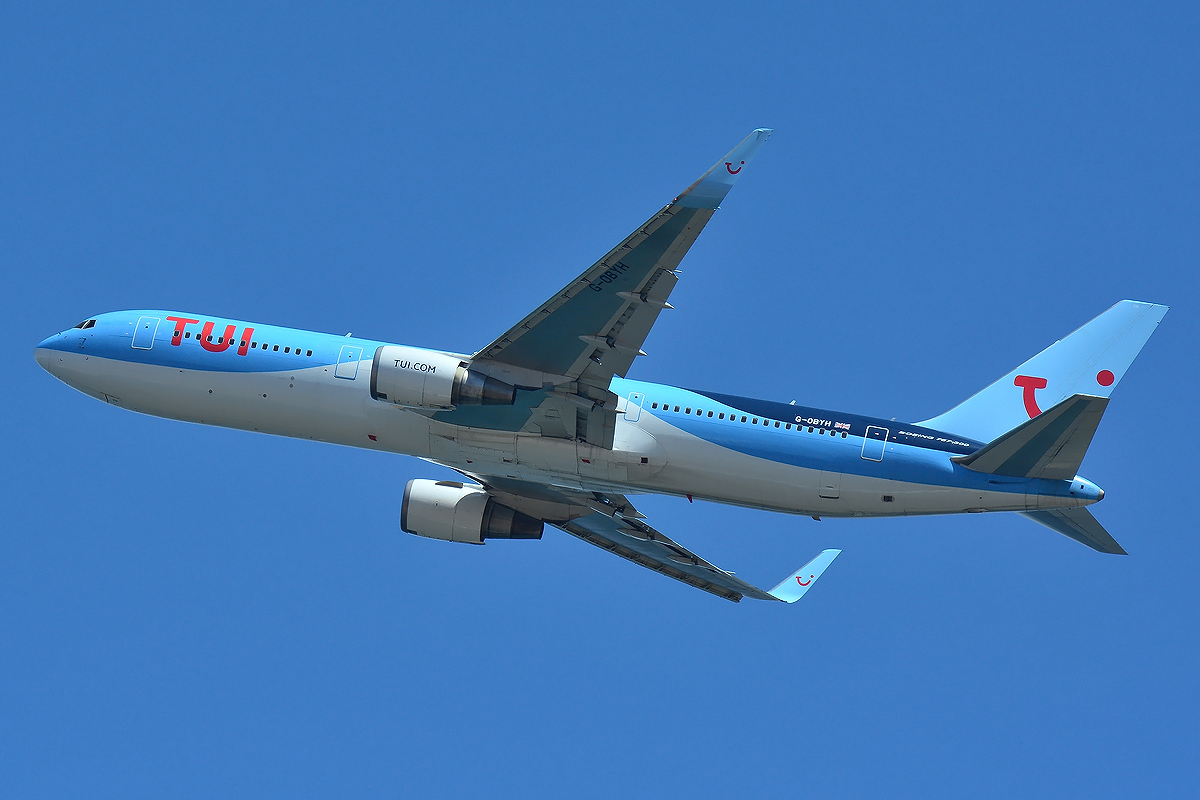 G-OBYH (28883) 1999 Boeing 767-304 ER WL