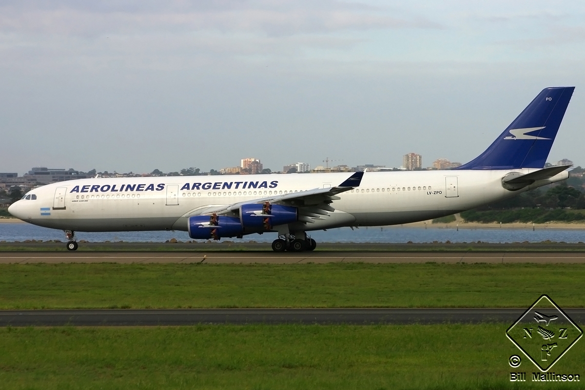 LV-ZPO · Airbus A340-211 · (SYD / YSSY)