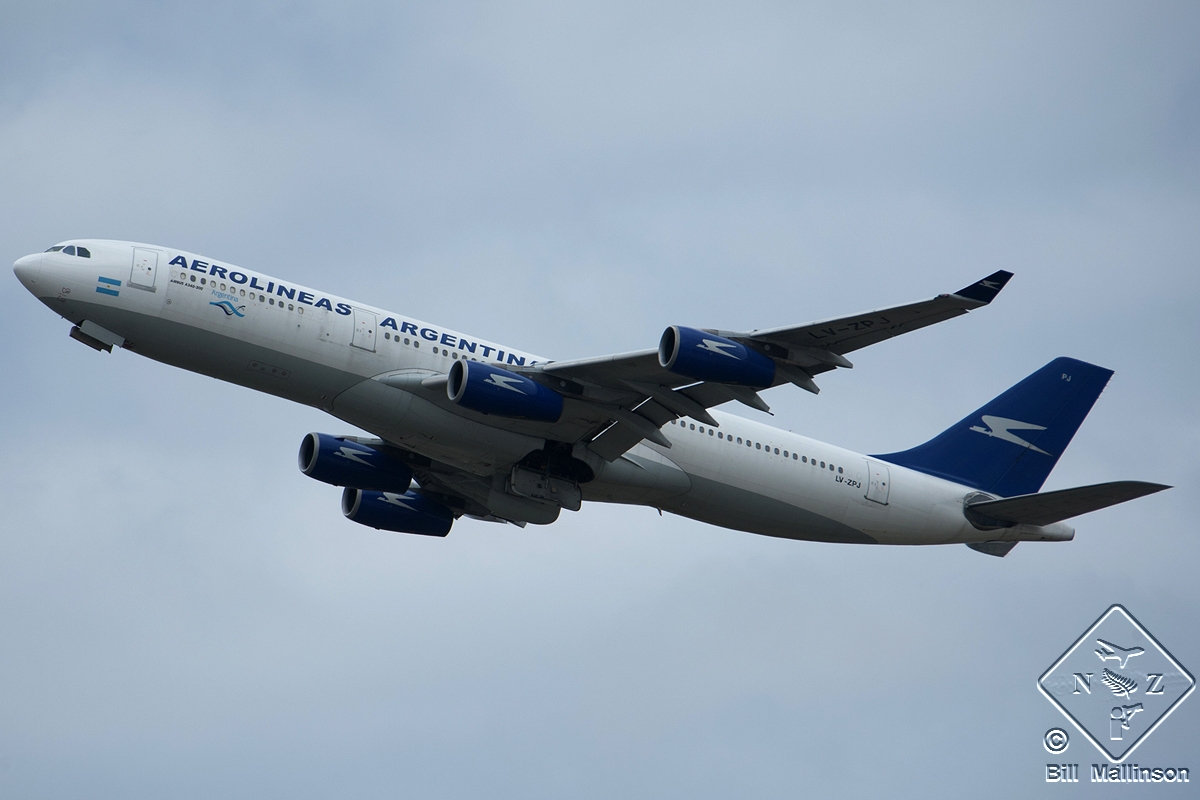 LV-ZPJ, (cn 074), Airbus A340-211