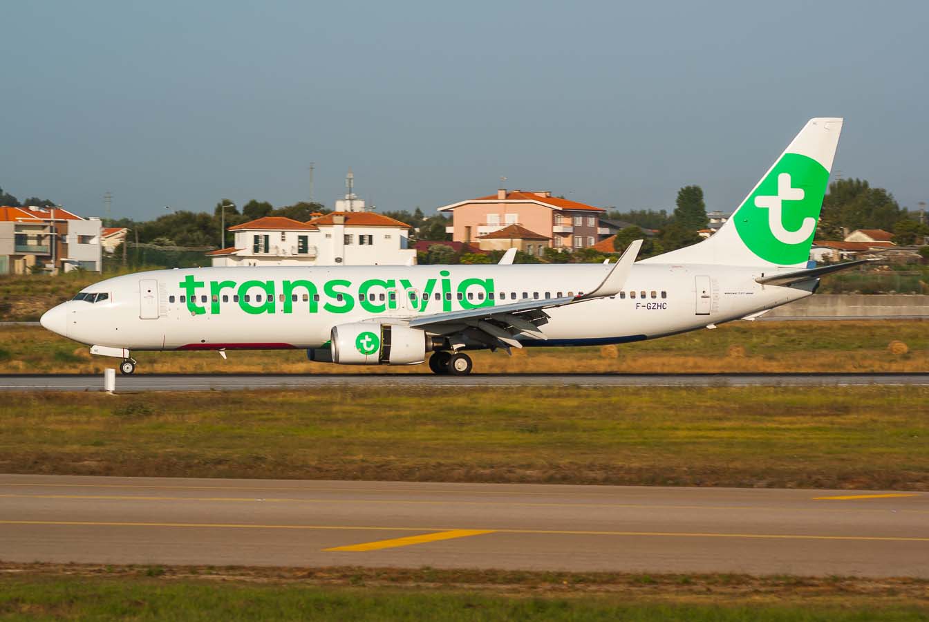 F-GZHC (29651) 2008 Boeing 737-8K2(WL)