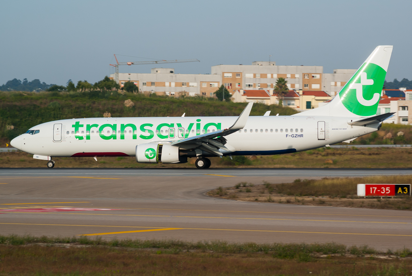 F-GZHR · Boeing 737-8K2(WL) · (OPO / LPPR)
