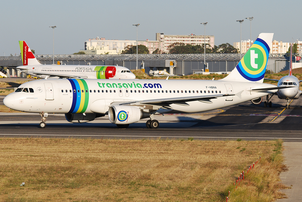 F-HBNA (4335) 2010 Airbus A320-214